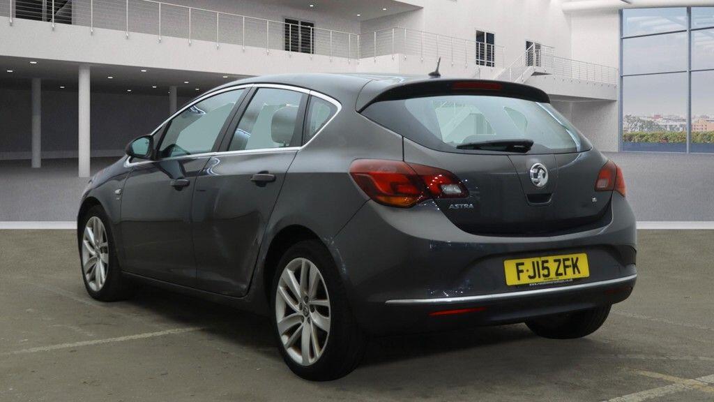 Used Vauxhall Astra 2015 for sale - 77320405: Photo 3