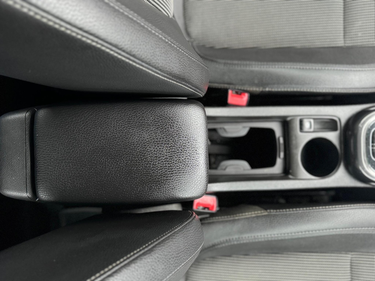 Used Vauxhall Astra 2010 for sale - 77057317: Photo 10