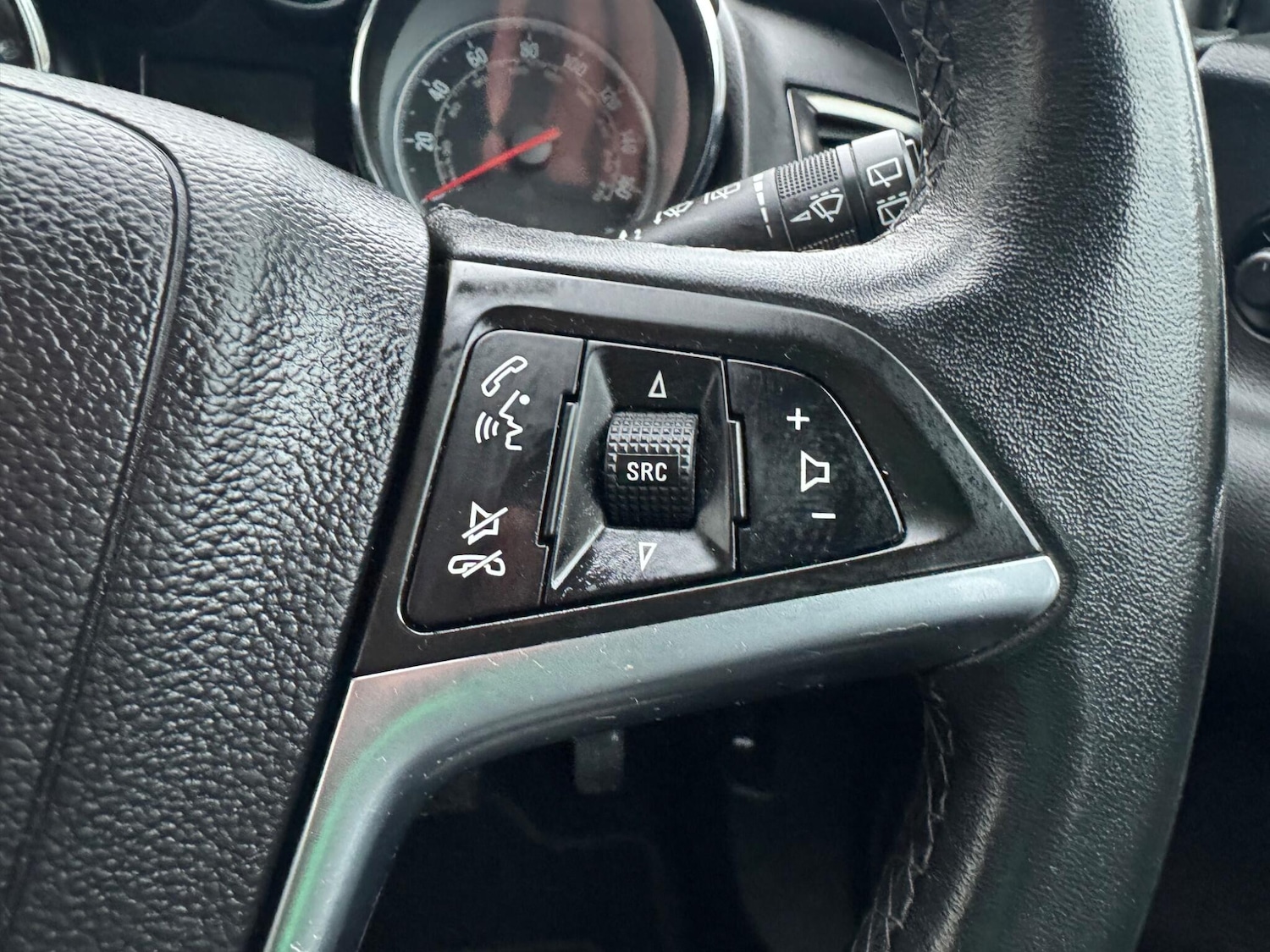 Used Vauxhall Astra 2010 for sale - 77057317: Photo 20