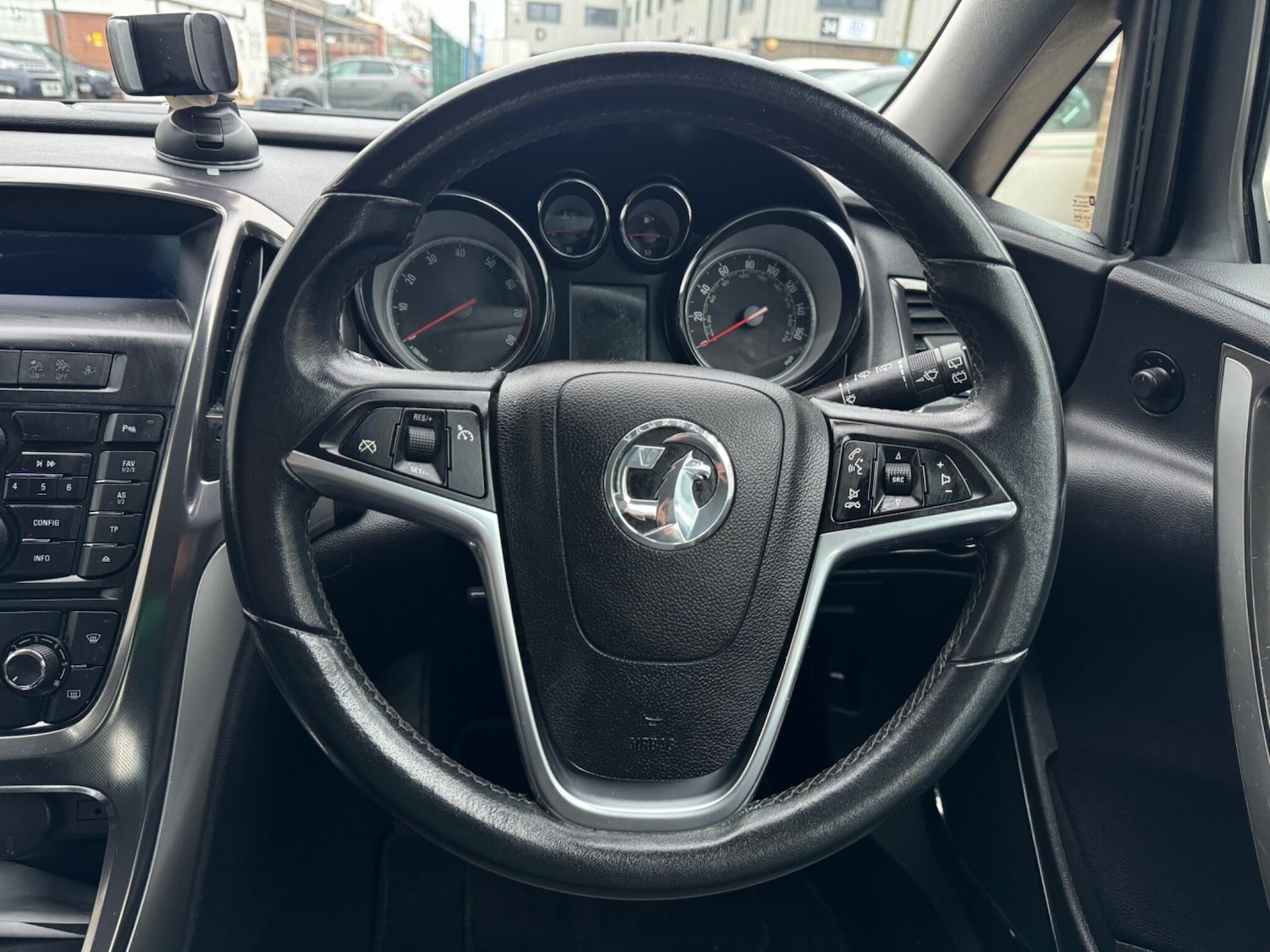 Used Vauxhall Astra 2010 for sale - 77057317: Photo 24