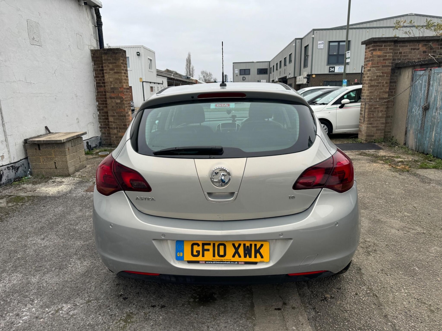 Used Vauxhall Astra 2010 for sale - 77057317: Photo 6