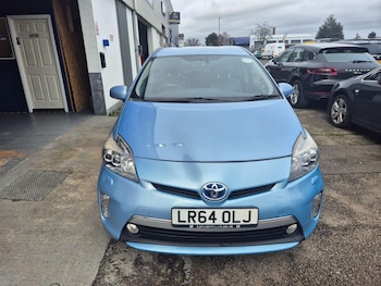 Used Toyota Prius 2014 for sale - 77633143: Photo