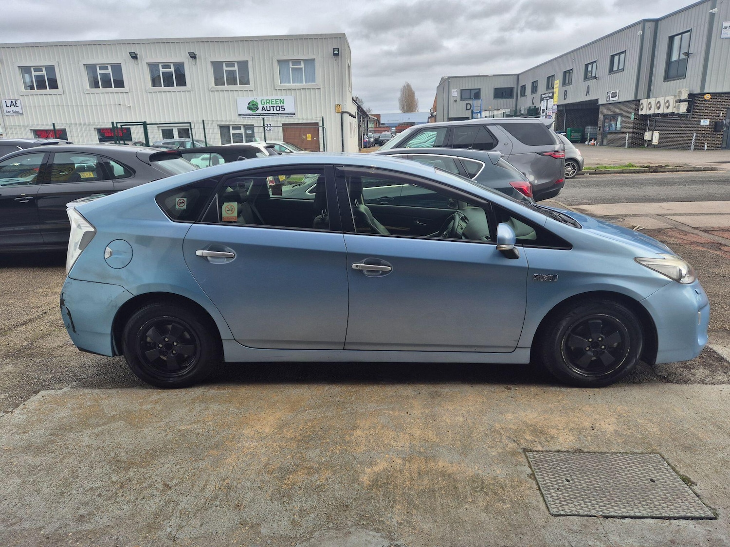 Used Toyota Prius 2014 for sale - 77633143: Photo 5