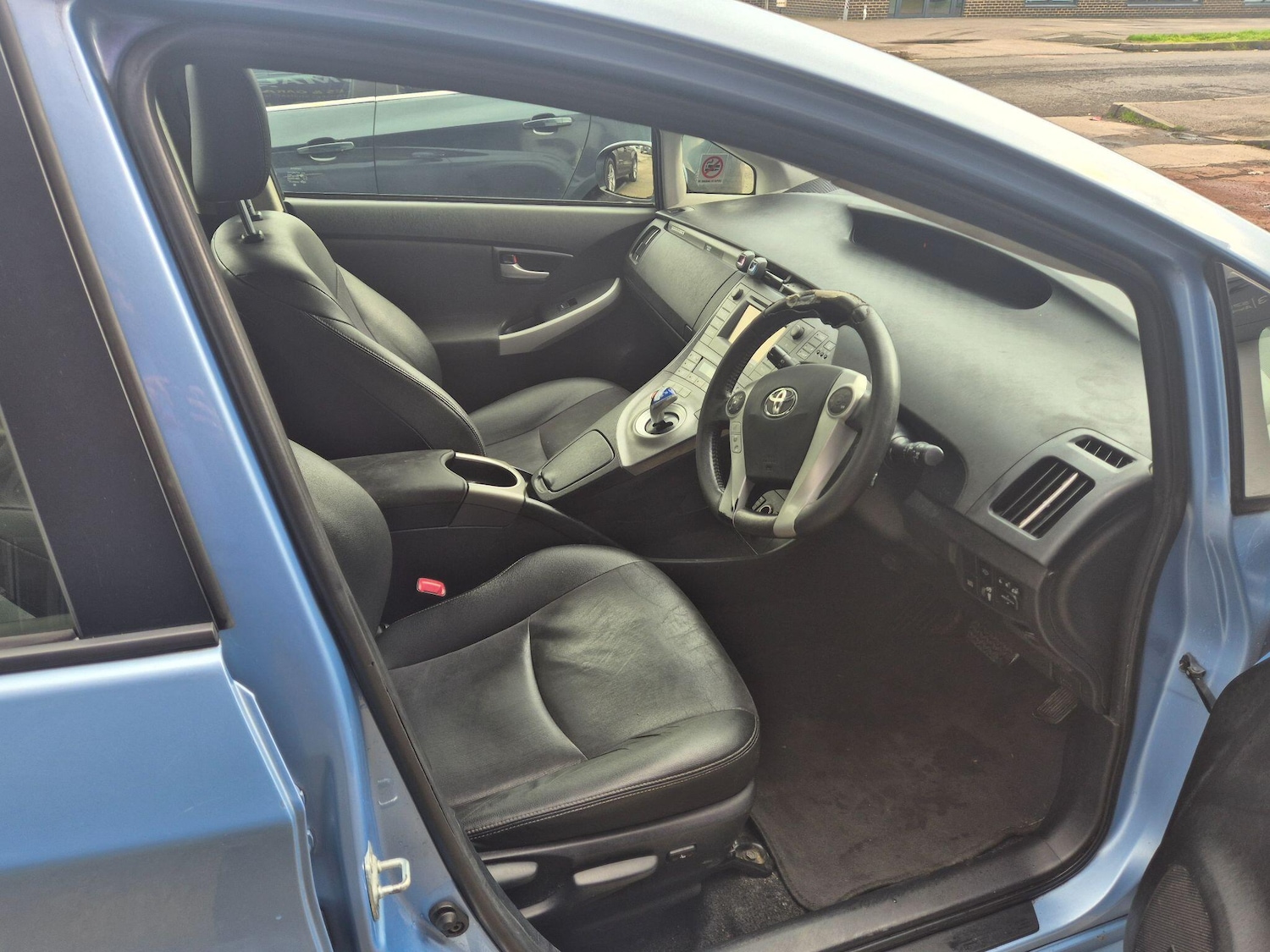 Used Toyota Prius 2014 for sale - 77633143: Photo 7