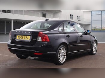 Used Volvo S40 2009 for sale - 77892630: Photo