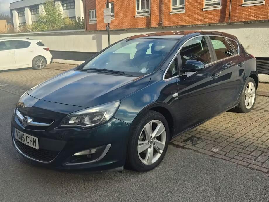 Used Vauxhall Astra 2015 for sale - 76936109: Photo 2