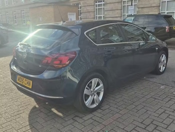 Used Vauxhall Astra 2015 for sale - 76936109: Photo