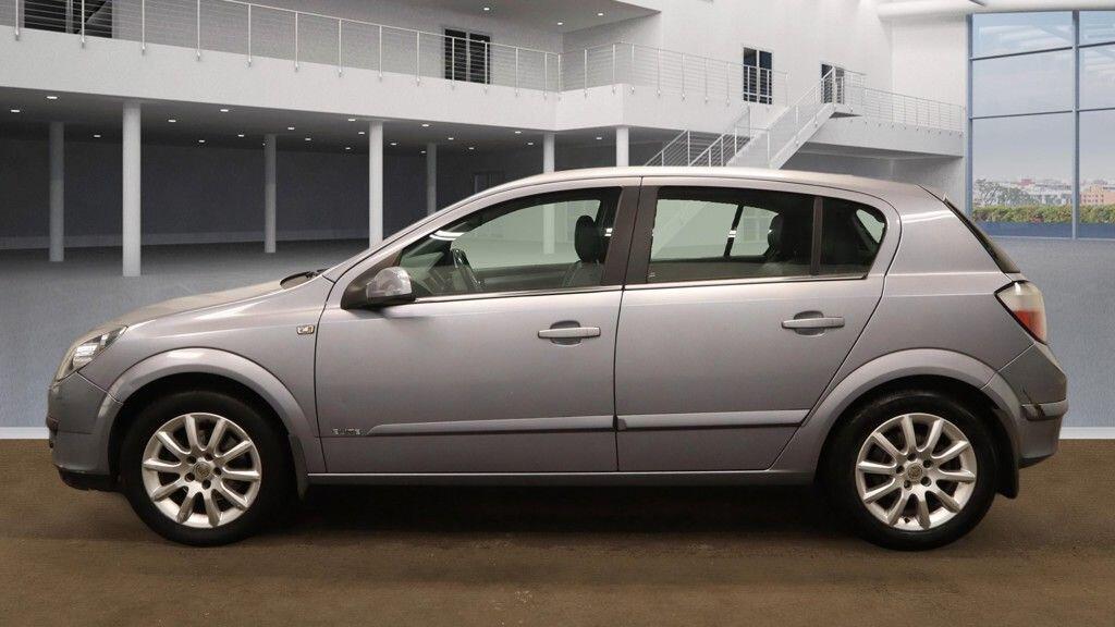 Used Vauxhall Astra for sale - 77823976: Photo 6