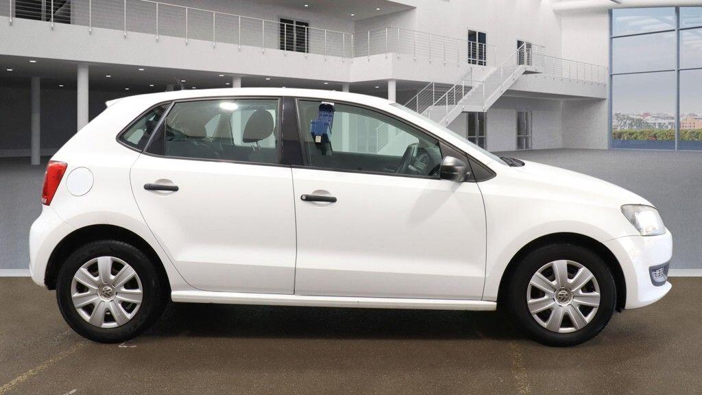 Used Volkswagen Polo 2011 for sale - 76936119: Photo 11