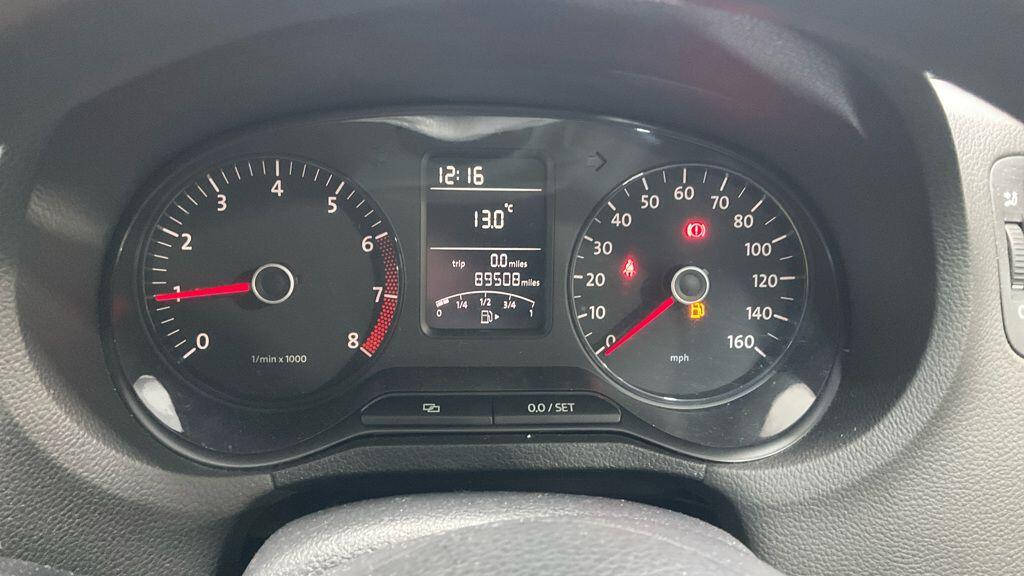 Used Volkswagen Polo 2011 for sale - 76936119: Photo 16