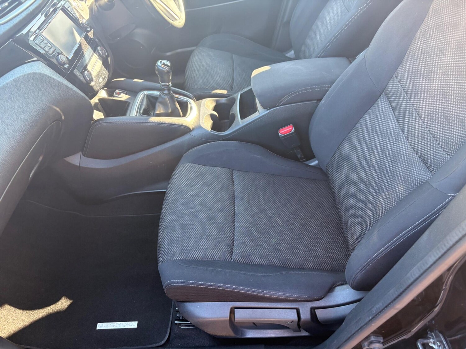 Used Nissan Qashqai for sale - 77940777: Photo 38