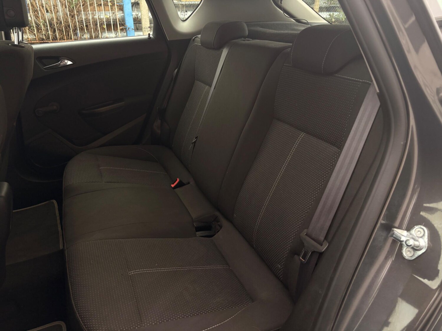 Used Vauxhall Astra 2015 for sale - 78058375: Photo 20