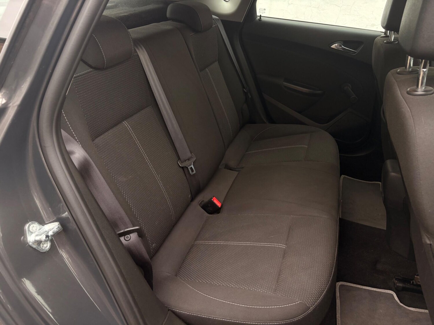 Used Vauxhall Astra 2015 for sale - 78058375: Photo 24