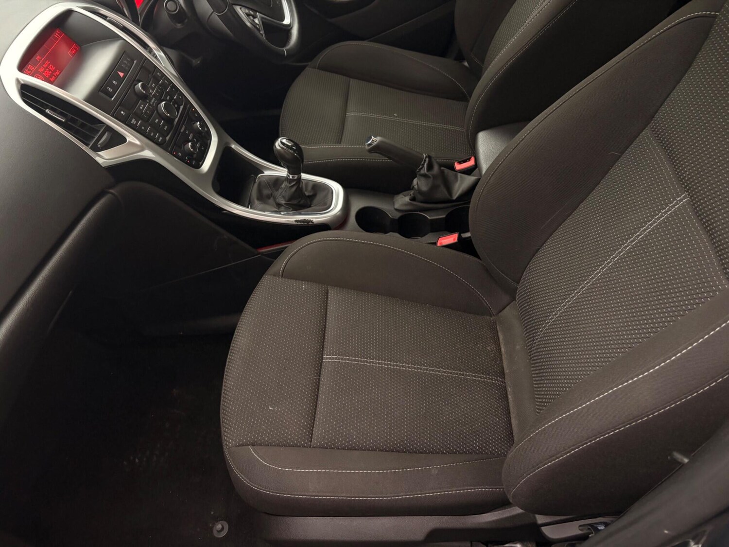 Used Vauxhall Astra 2015 for sale - 78058375: Photo 41