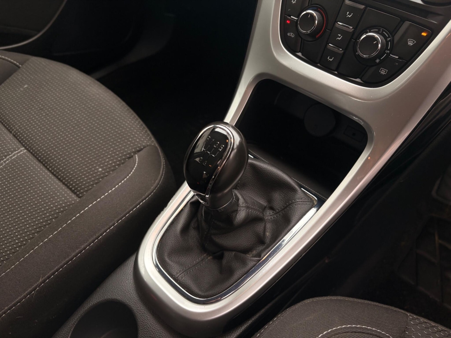 Used Vauxhall Astra 2015 for sale - 78058375: Photo 9