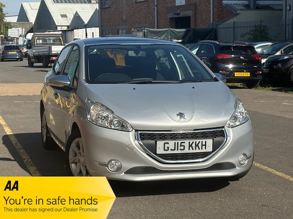 Used Peugeot 208 2015 for sale - 75687882: Photo 1