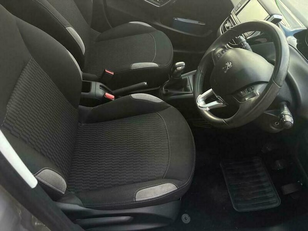 Used Peugeot 208 2015 for sale - 75687882: Photo 9