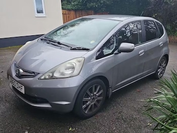 Used Honda Jazz 2011 for sale - 77585720: Photo