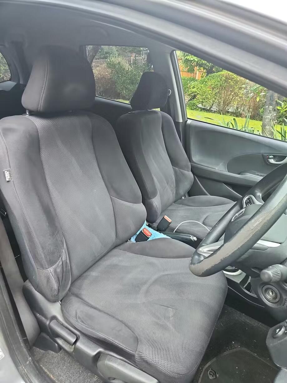 Used Honda Jazz 2011 for sale - 77585720: Photo 5