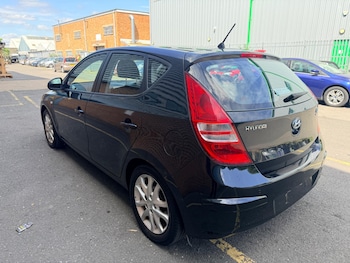 Used Hyundai i30 2010 for sale - 79116002: Photo