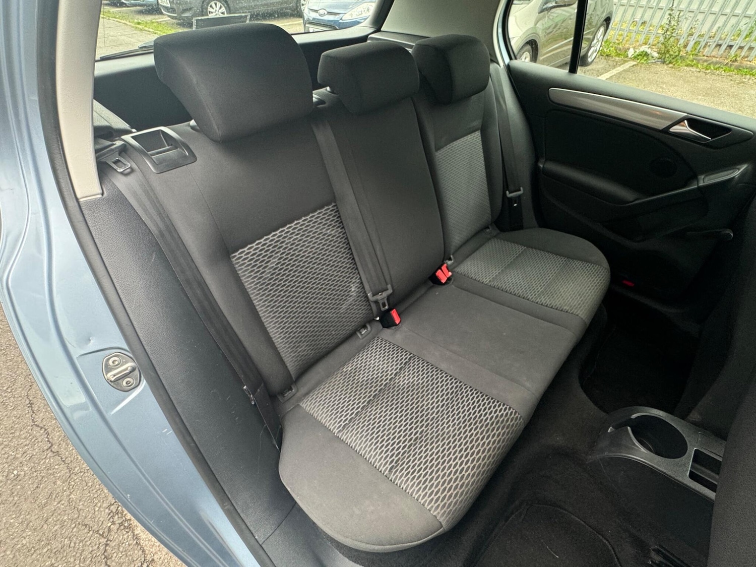 Used Volkswagen Golf 2010 for sale - 76060018: Photo 17