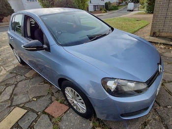Used Volkswagen Golf 2010 for sale - 76060018: Photo
