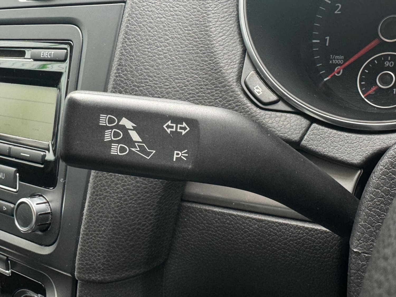 Used Volkswagen Golf 2010 for sale - 76060018: Photo 21