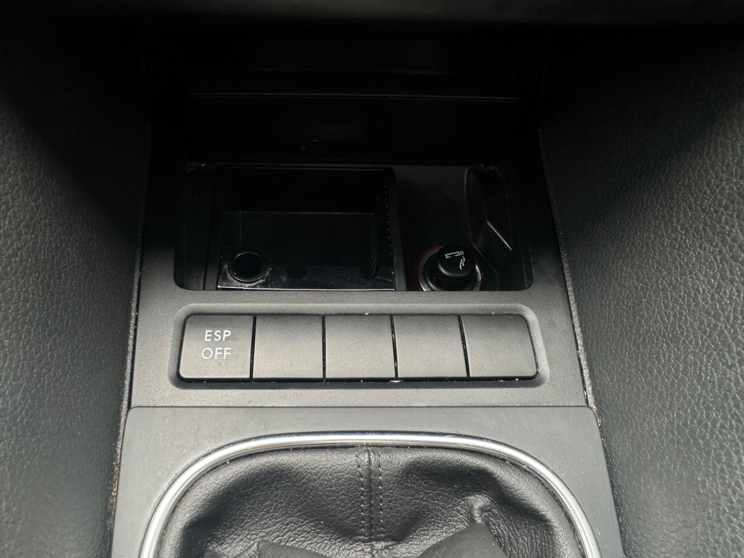 Used Volkswagen Golf 2010 for sale - 76060018: Photo 22