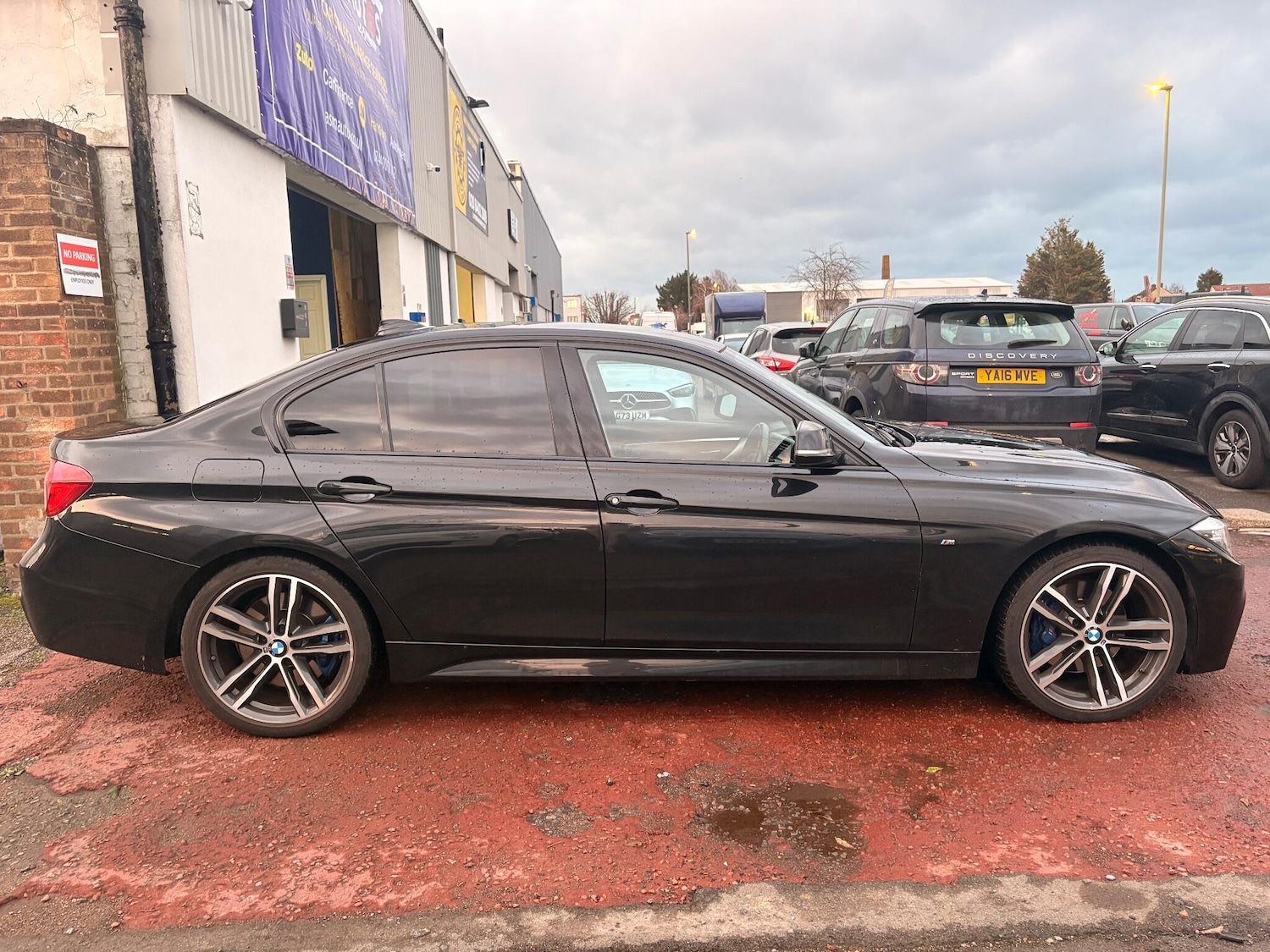 Used BMW 3 Series 2018 for sale - 77143939: Photo 2