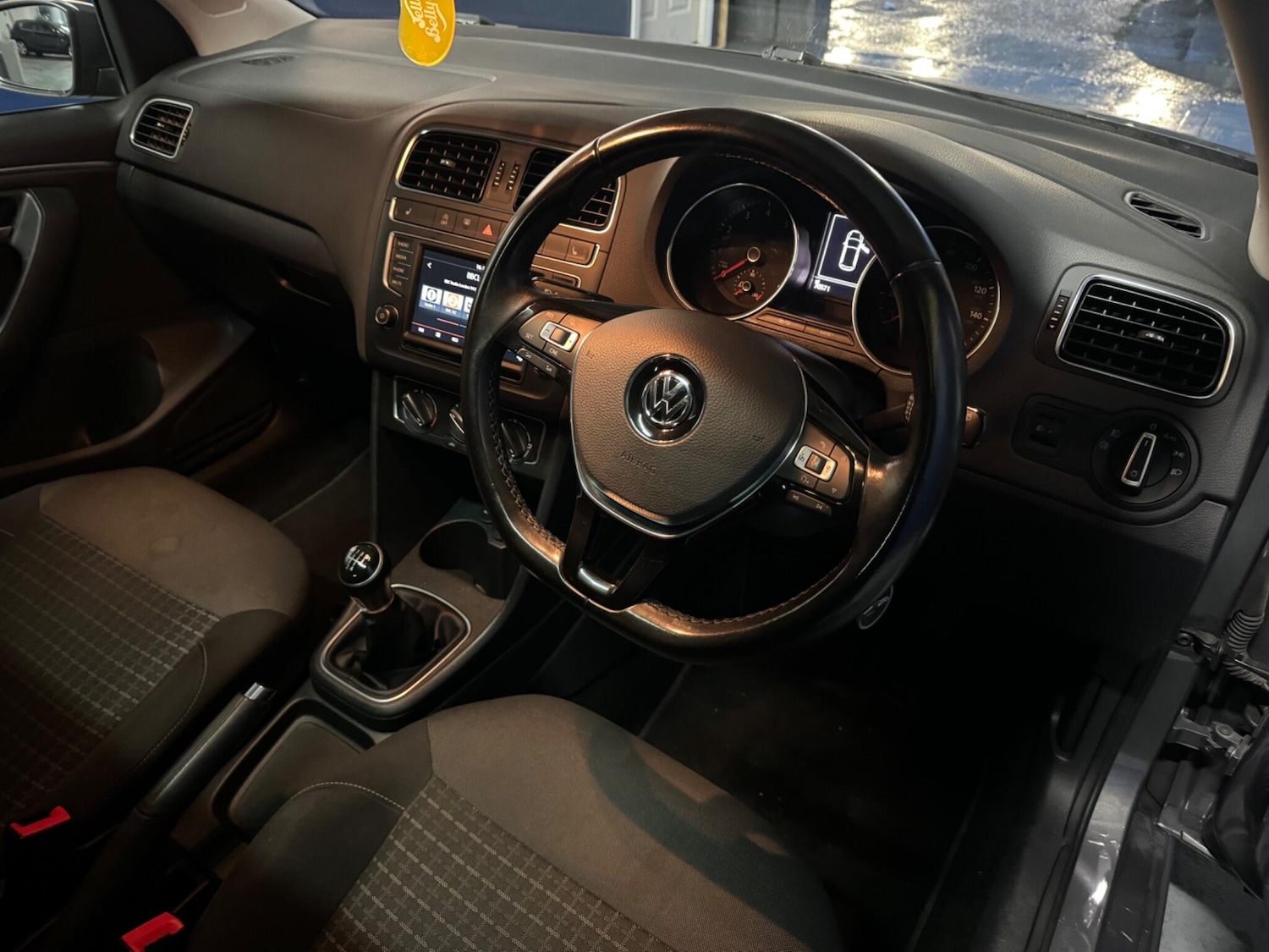 Used Volkswagen Polo 2016 for sale - 77143768: Photo 31