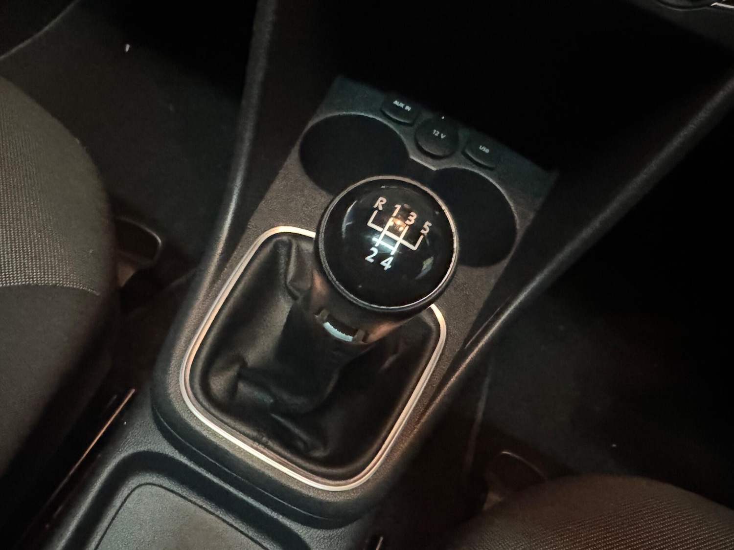 Used Volkswagen Polo 2016 for sale - 77143768: Photo 8