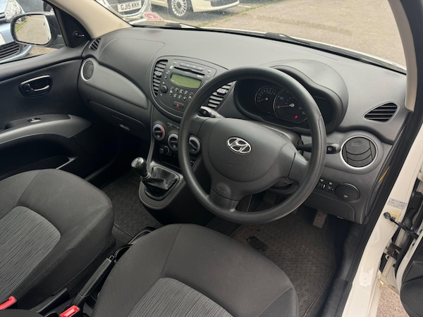 Used Hyundai i10 2013 for sale - 76099530: Photo 15