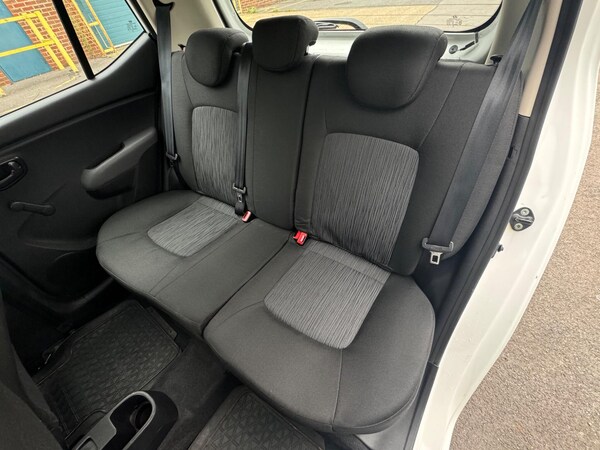Used Hyundai i10 2013 for sale - 76099530: Photo 18