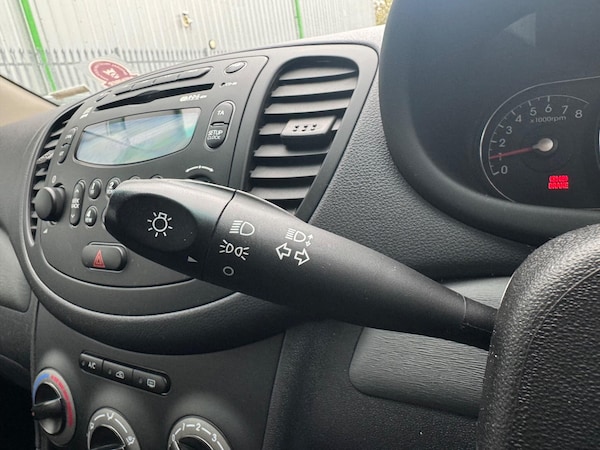 Used Hyundai i10 2013 for sale - 76099530: Photo 23