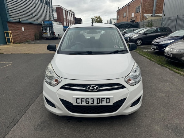 Used Hyundai i10 2013 for sale - 76099530: Photo 2