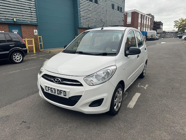 Used Hyundai i10 2013 for sale - 76099530: Photo 3