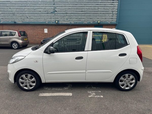 Used Hyundai i10 2013 for sale - 76099530: Photo 5