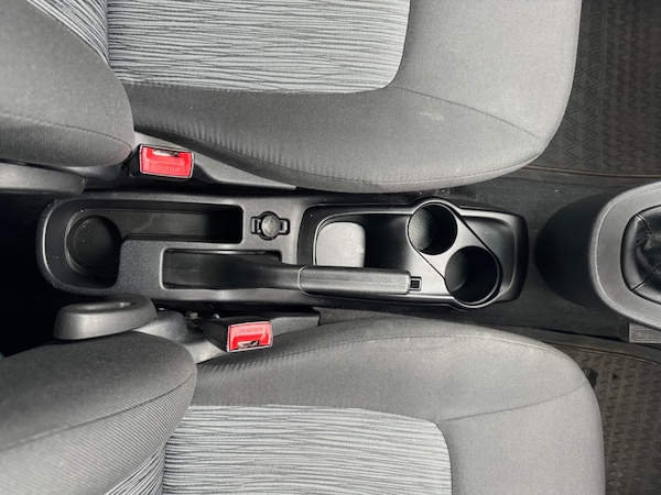 Used Hyundai i10 2013 for sale - 76099530: Photo 9