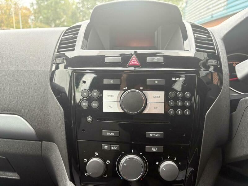 Used Vauxhall Zafira 2013 for sale - 76337871: Photo 25