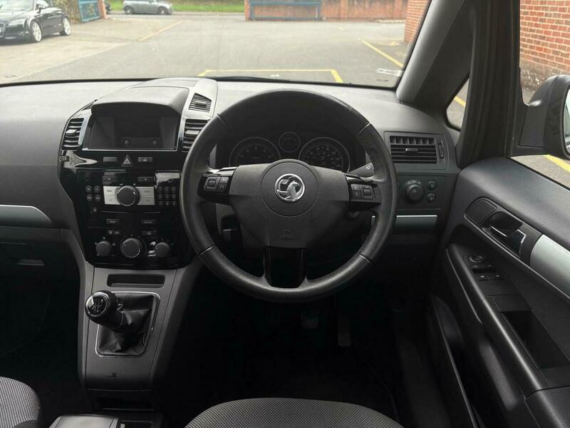 Used Vauxhall Zafira 2013 for sale - 76337871: Photo 40