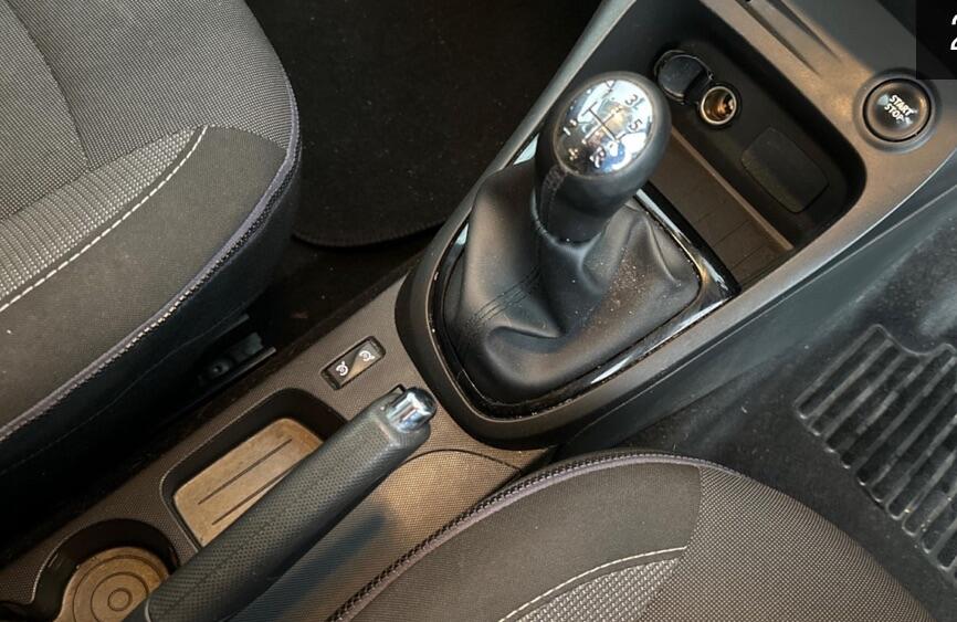 Used Renault Captur 2014 for sale - 77898575: Photo 6