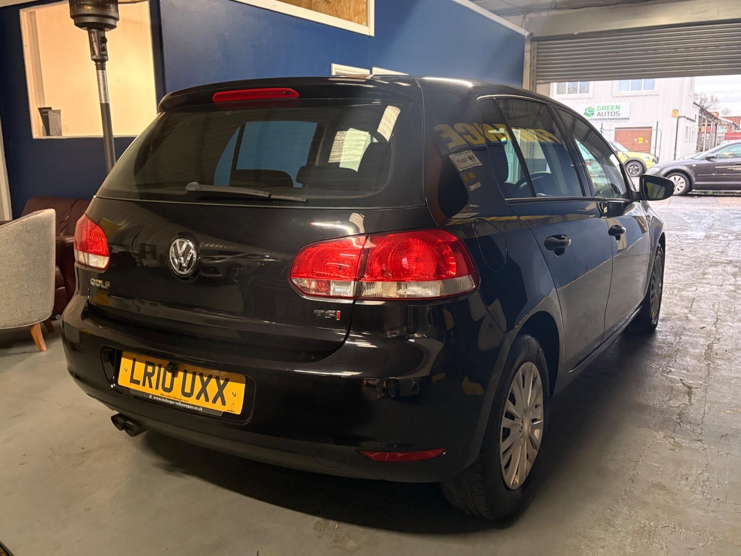 Used Volkswagen Golf 2010 for sale - 77344656: Photo 12