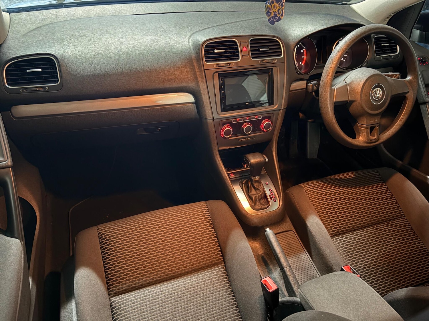 Used Volkswagen Golf 2010 for sale - 77344656: Photo 17