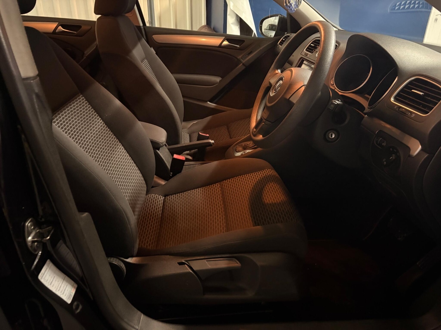 Used Volkswagen Golf 2010 for sale - 77344656: Photo 18