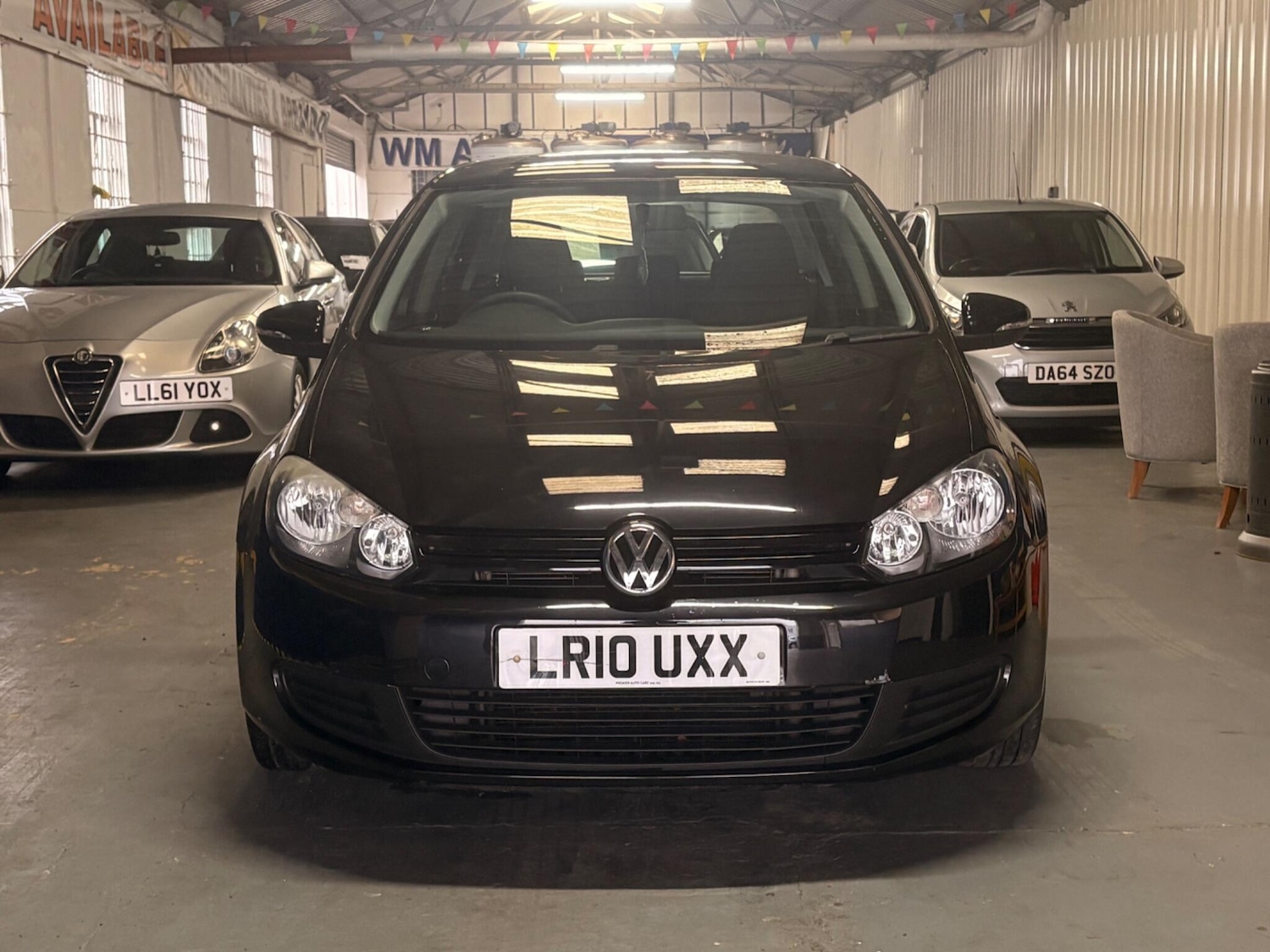 Used Volkswagen Golf 2010 for sale - 77344656: Photo 2