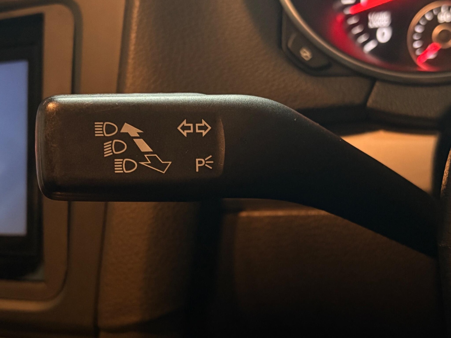 Used Volkswagen Golf 2010 for sale - 77344656: Photo 29