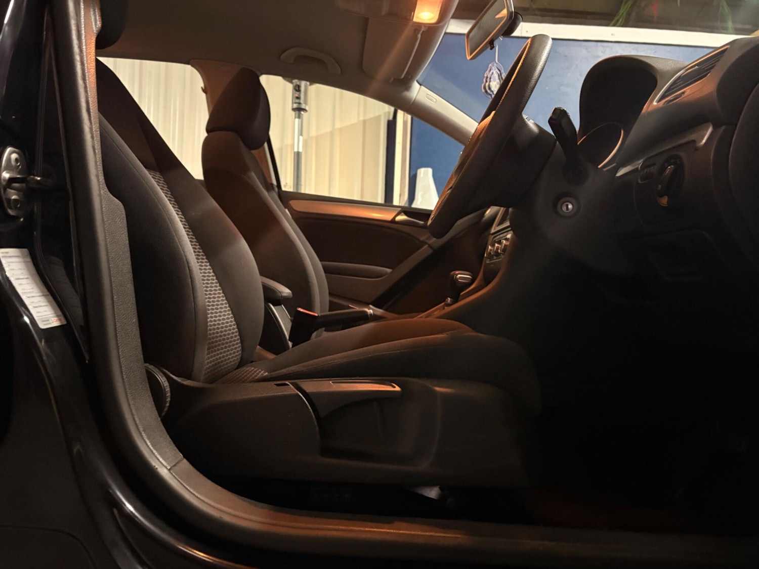 Used Volkswagen Golf 2010 for sale - 77344656: Photo 47