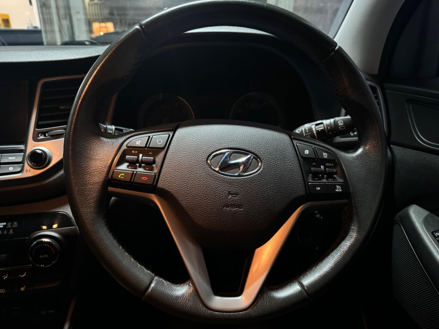 Used Hyundai TUCSON for sale - 77824070: Photo 28