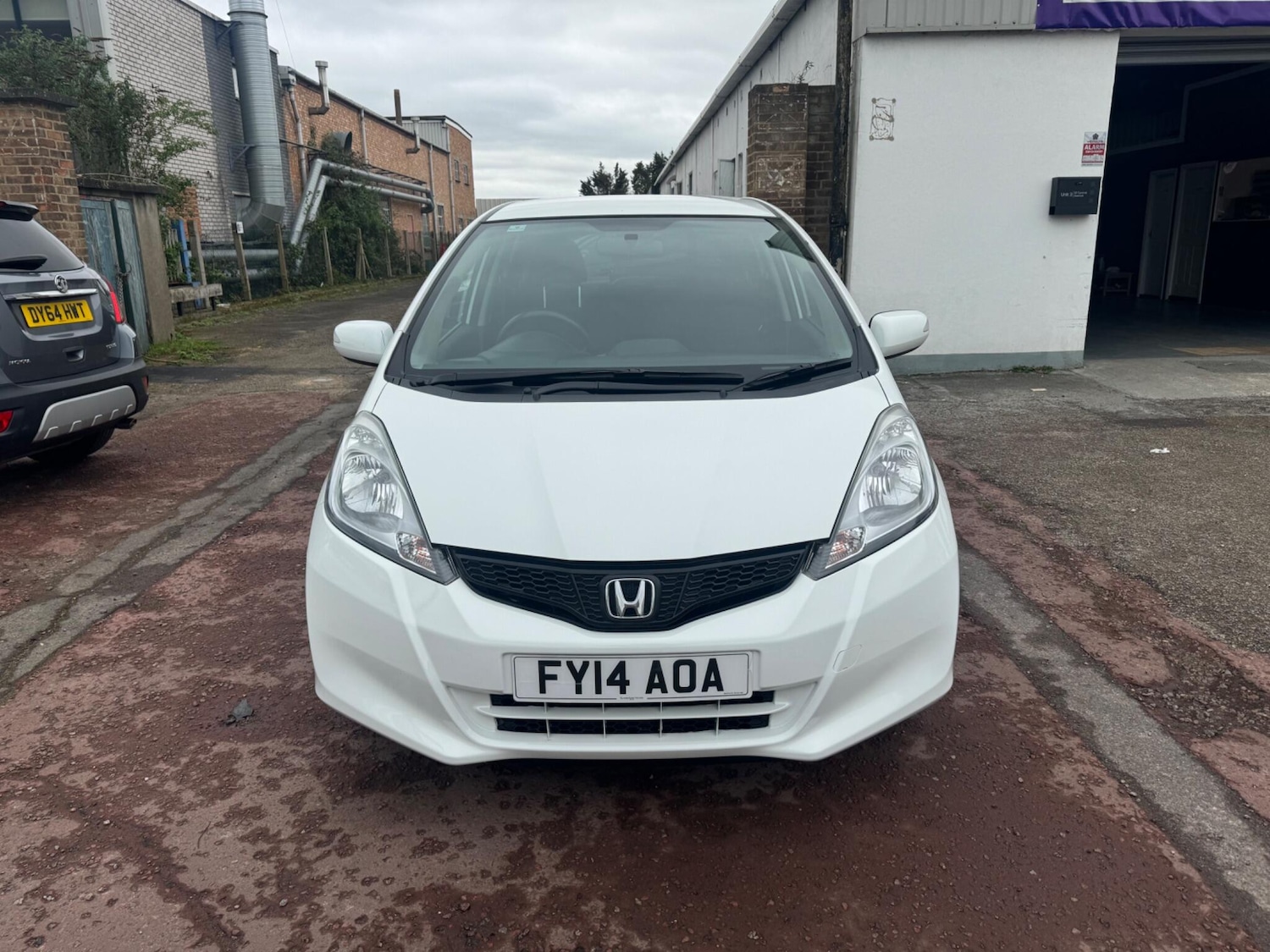 Used Honda Jazz 2014 for sale - 78087043: Photo 2