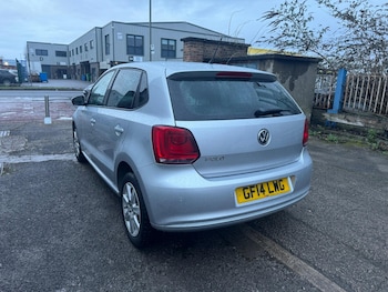 Used Volkswagen Polo 2014 for sale - 79292112: Photo
